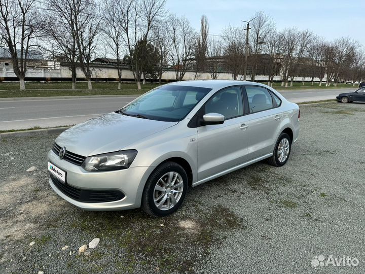 Volkswagen Polo 1.6 AT, 2011, 117 000 км
