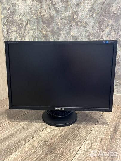 Монитор Samsung
