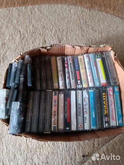 Аудио кассеты с записью