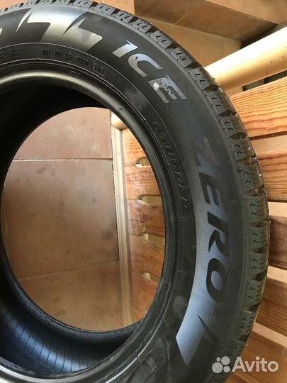Pirelli Ice Zero 215/60 R17