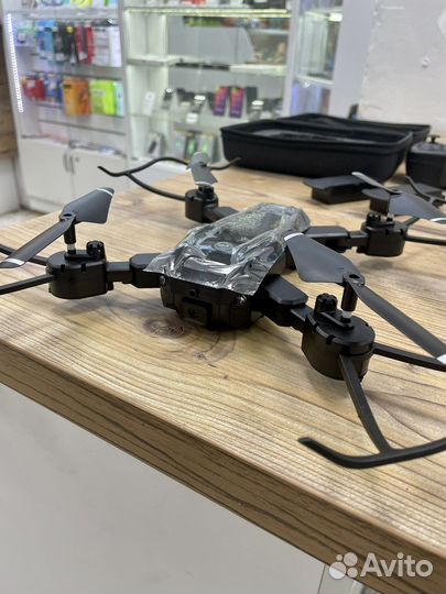 Квадрокоптер Dron pro с двумя камерами