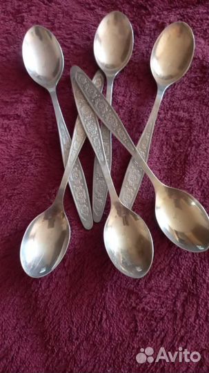 Набор мельхиоровых с позолотой ложек