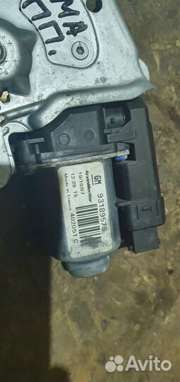 Стеклоподъемник электрический передний правый Ope