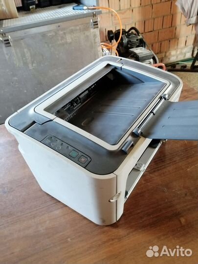 Принтер HP LJ P1505