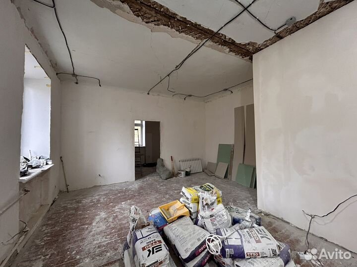 Поклеить обои. Наклеить обои