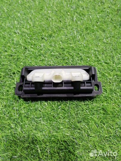 Кнопка багажника Mercedes S W221 3.5 M272 2007