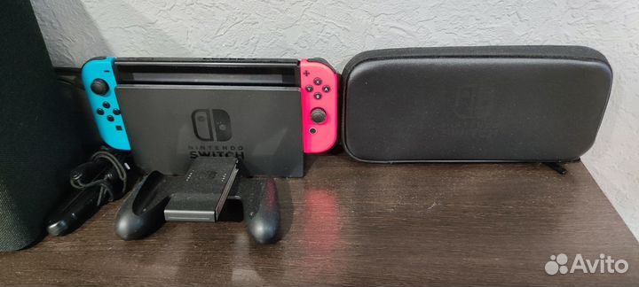 Игровая консоль Nintendo Switch 32 гб