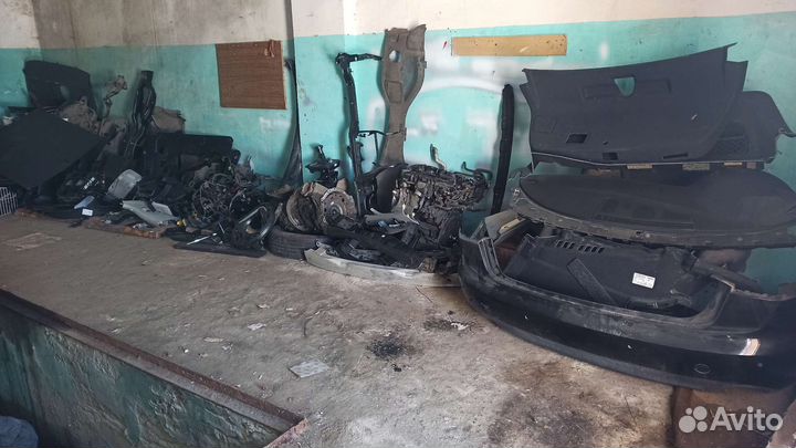 Разбираю Ауди a6 c7