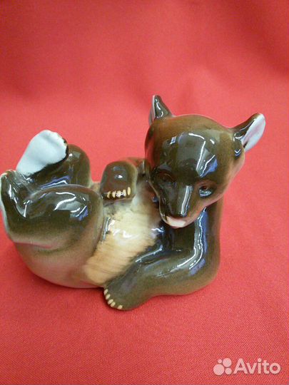 Статуэтка «Медвежонок лежачий»