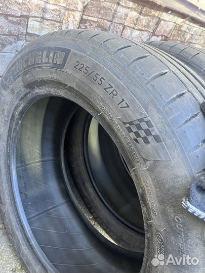 Michelin Pilot Sport 4 225/55 R17