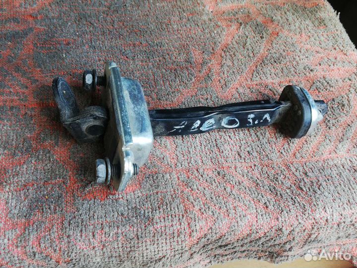 Ограничитель двери Шевроле Авео Т255