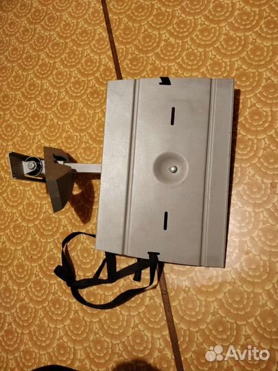 Кронштейн для крепления на стену