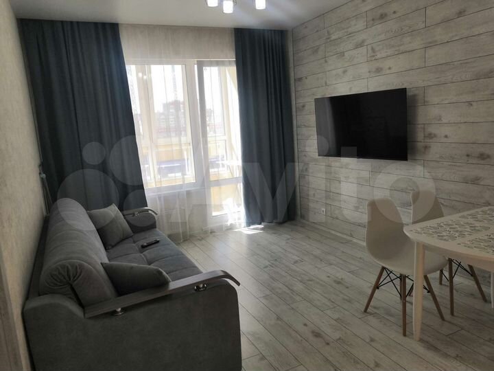 2-к. квартира, 43 м², 7/16 эт.