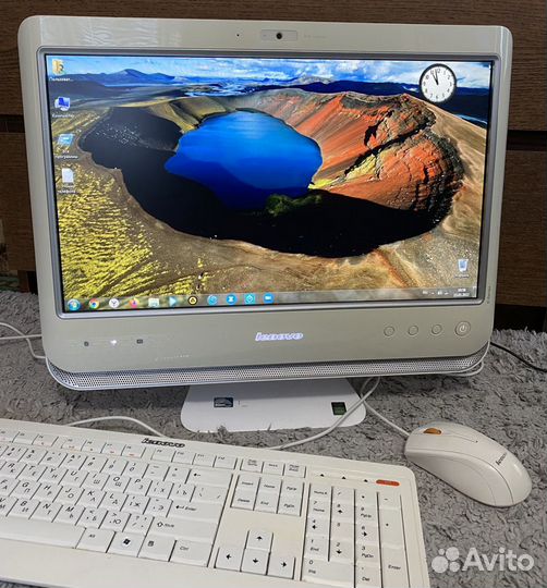 Моноблок Lenovo C200