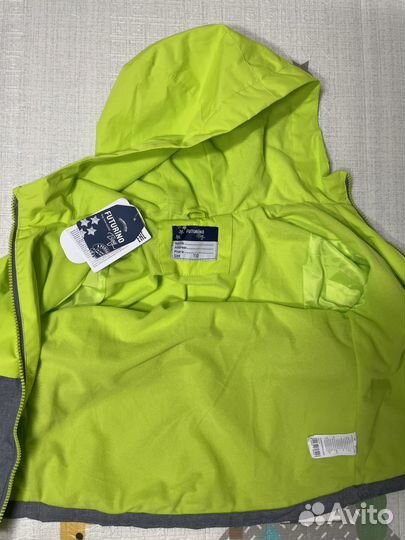 Ветровка для мальчика новая 110 размер