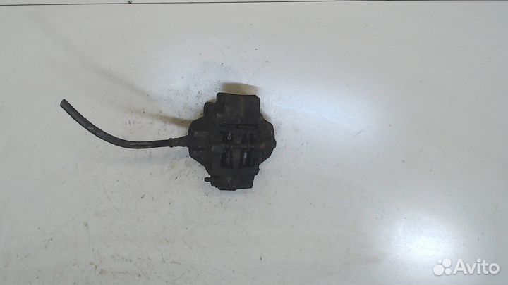 Суппорт Mercedes CLC, 2010