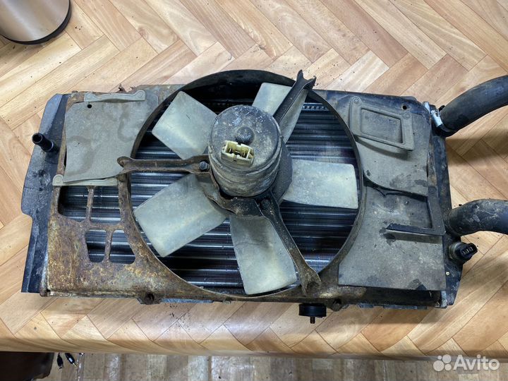 Радиатор основной вентилятор Audi 100 c3 1.9-2.3