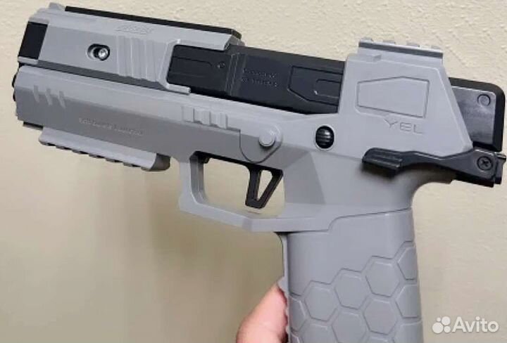 Страйкбольный детский пистолет с гильзами