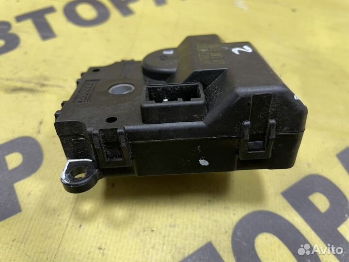 Моторчик заслонки отопителя Kia Sportage 2