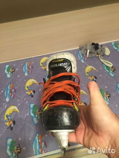 Хоккейные коньки bauer