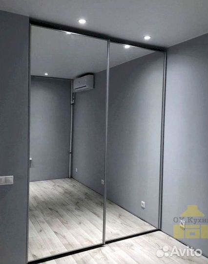 Угловой шкаф