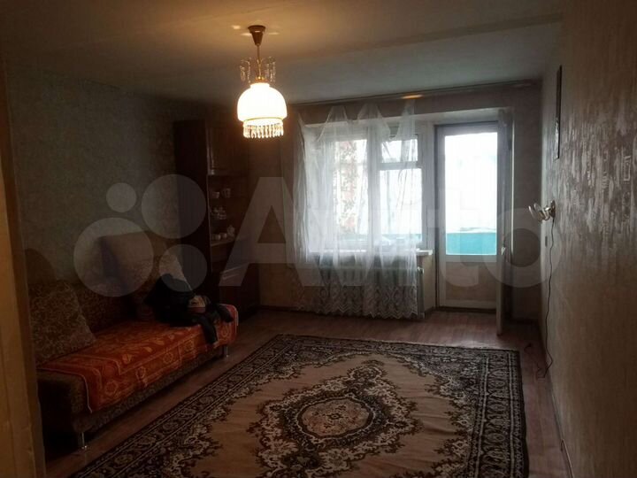 2-к. квартира, 50 м², 1/5 эт.