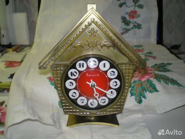 Часы - будильники СССР