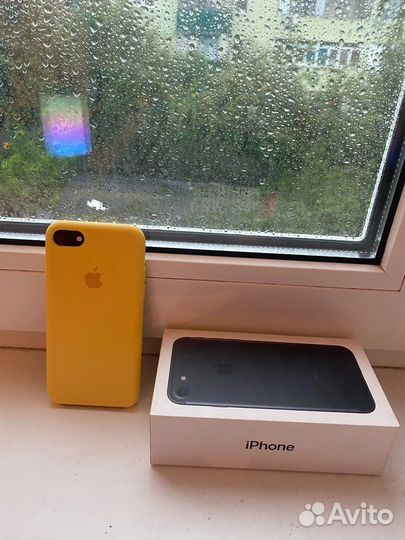 iPhone 7, 256 ГБ