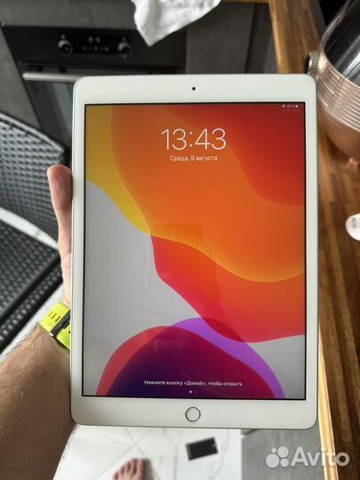 Планшет apple iPad 7