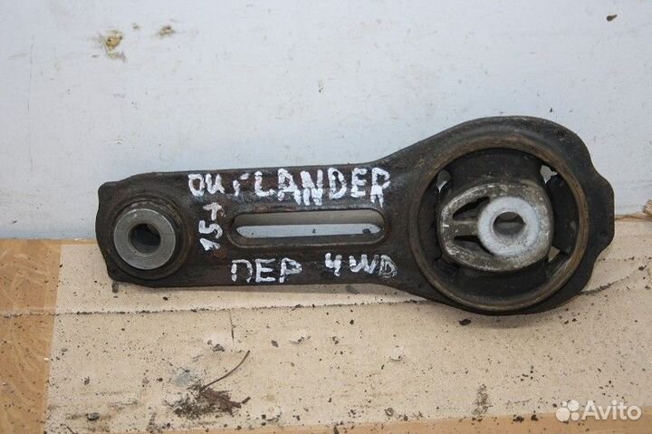 Опора двигателя передняя mitsubishi outlander 2015