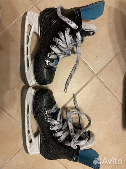 Коньки хоккейные