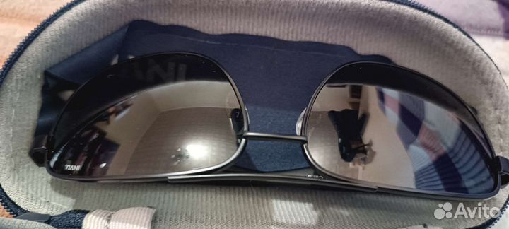 Солнцезащитные очки invu