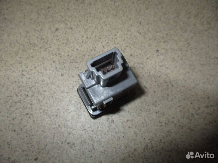 Кнопка многофункциональная Toyota Land Cruiser Pr