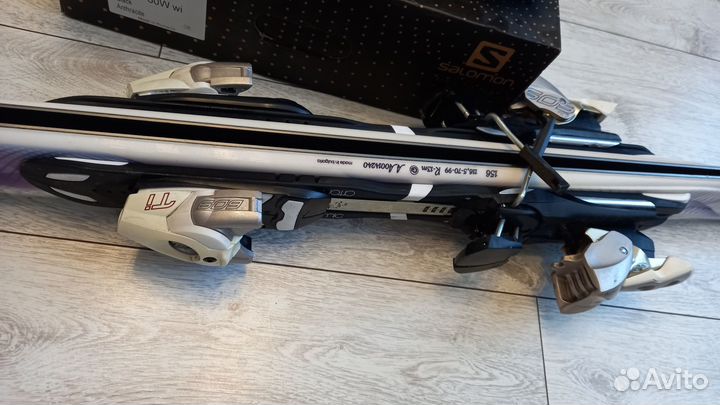 Горные лыжи и ботинки