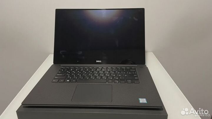 Dell xps 15 9560 i7, gtx 1050, 32gb, 512gb