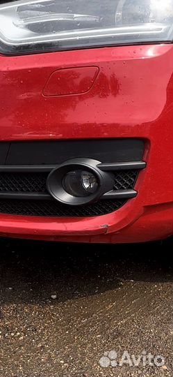 Передний бампер Audi Q3 2013 г