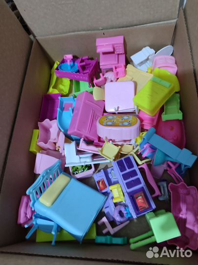 Мебель для кукольного домика