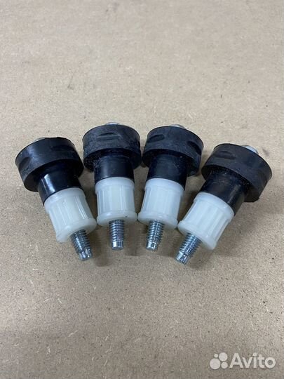 Транспортировочные болты от стиральной машины LG