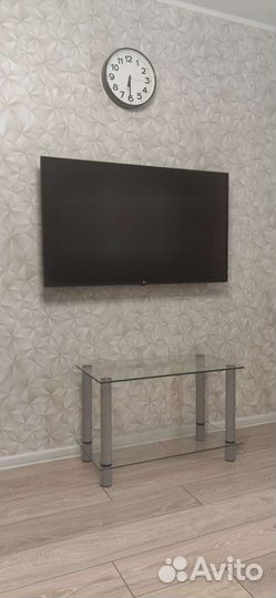 Стол- тумба стеклянные двухъярусные