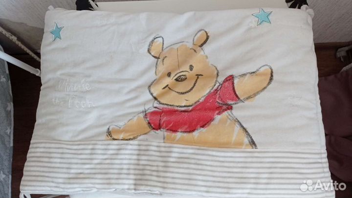 Бортики в детскую кроватку disney