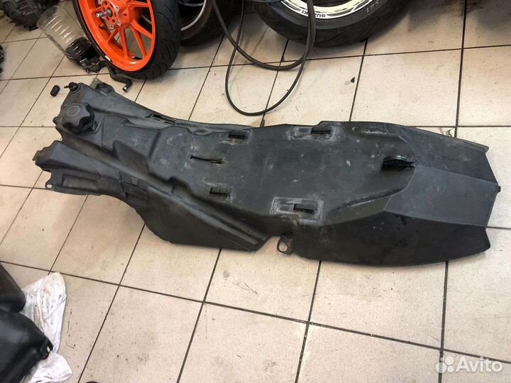 Бак топливный BRP ski-doo Summit