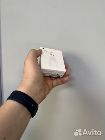 Ориг блочёк iPhone apple (q6v)