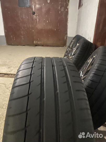 Комплект летних R18 колес