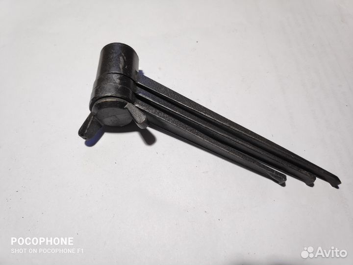 Штатив тренога