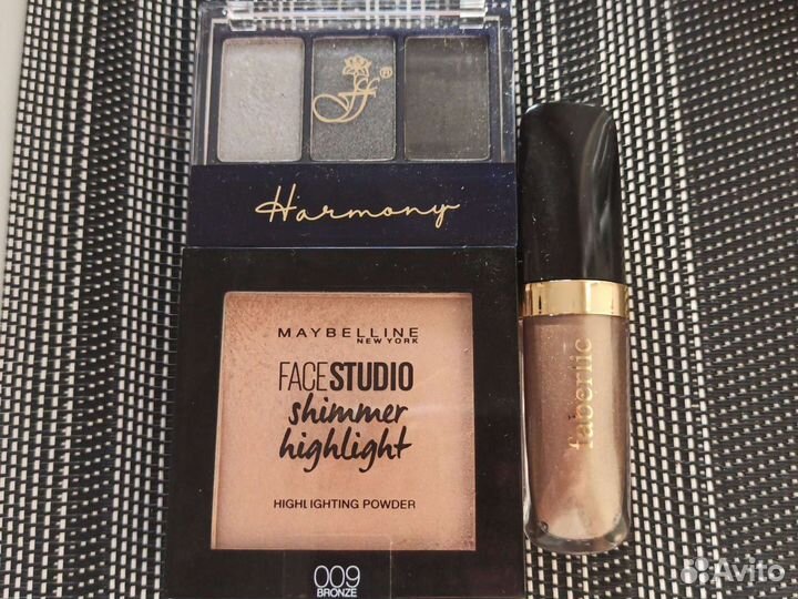 Тени для век, хайлайтер, тональный крем арт визаж