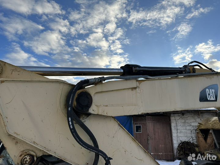 Цилиндр экскаватора Cat M318D