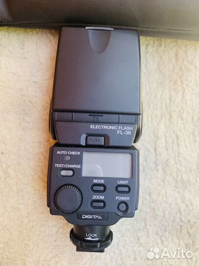 Вспышка камеры Olympus