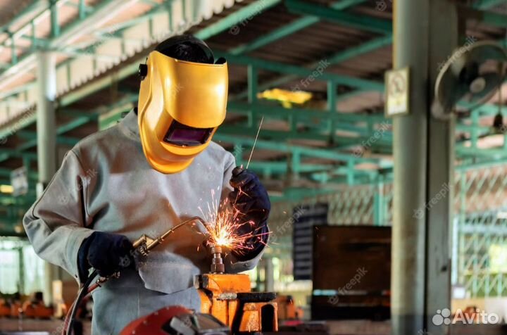 Сварщик на полуавтомат на производство