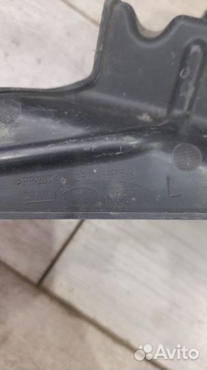 Защита пыльник двс левая Land Rover Range Rover