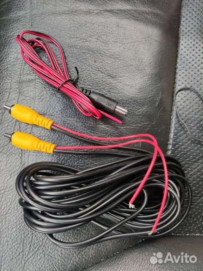 Камера заднего вида универсальная